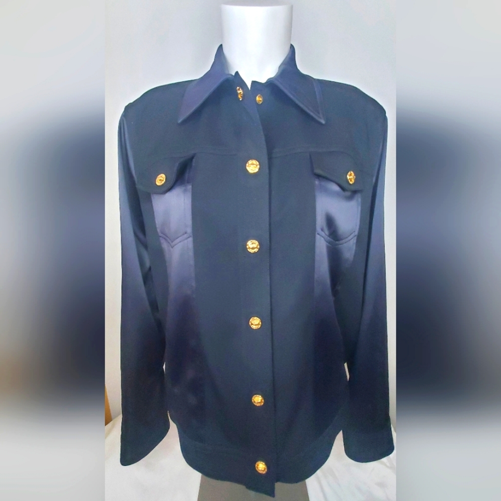 ST JHON SPORTS by Marie Gray-size S- jacket in black- button up-two textures